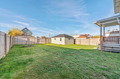 2121 Dailey Ave, Latrobe PA  15650-3028 exterior