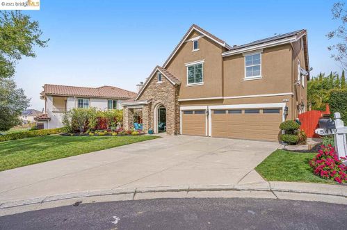 5419 Woodhollow Ct, Concord, CA 94521-5431