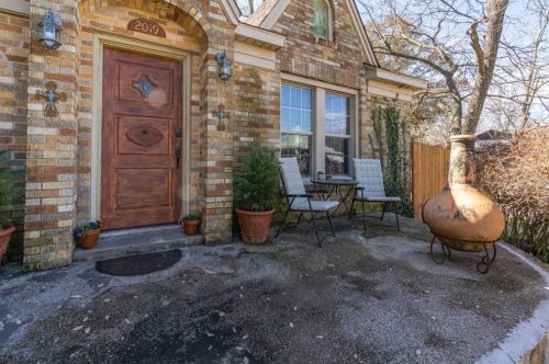 2019 Oneal St, Greenville, TX 75401-5359