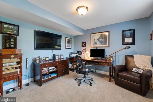 42306 Big Spg Ct, Leesburg VA 20176-6289 exterior