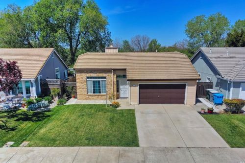 645 Evans Rd, Liberty Farms, CA 95620-4272