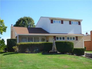 1842 Outlook Dr, Verona, PA 15147-1909