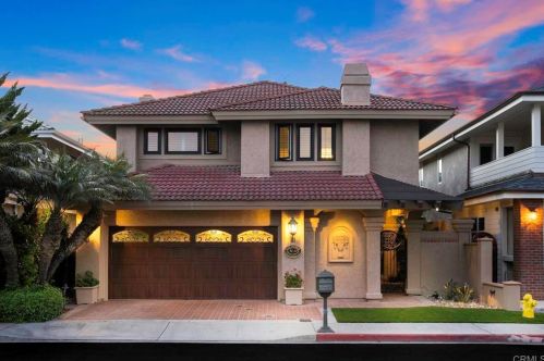 12 Buccaneer Way, San Diego, CA 92118-3257