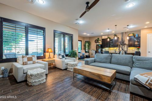 5708 Bramble Berry Ln, Cave Creek, AZ 85331-1572