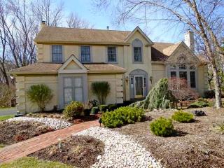 72 Oakwynne Ter, Langhorne, PA 19047-8525