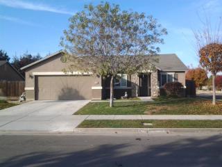 4103 Noyes St, Visalia, CA 93277-0638