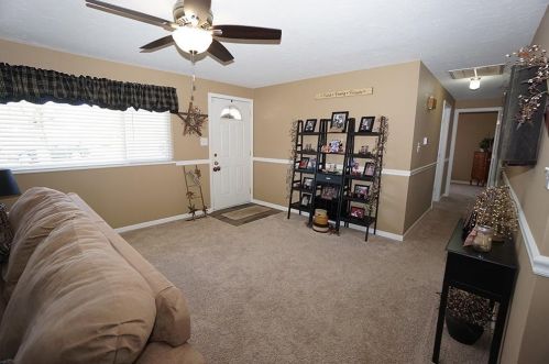 904 Meadow Ln, Liberty Township, OH 45036