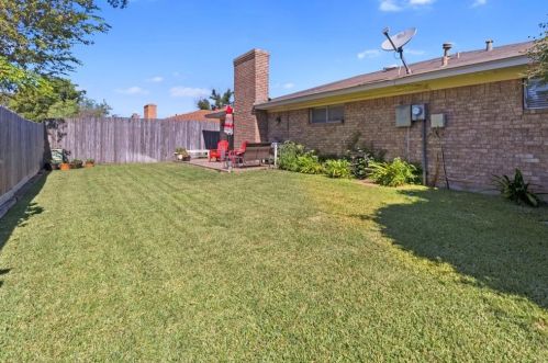 1148 Jeffery Trl, Irving TX  75062-6951 exterior