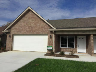 2729 Waters Place Dr, Maryville TN  37803-5305 exterior