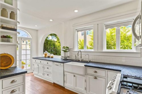 3043 Ivy St, San Diego CA  92104-5553 exterior