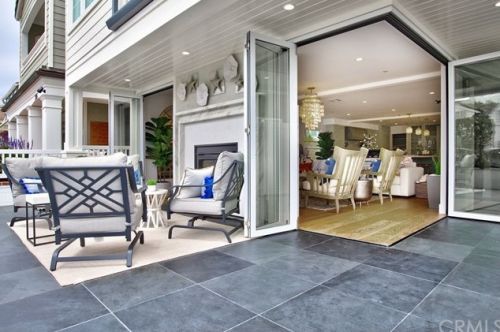 304 Coral Ave, Newport Beach, CA 92662-1142