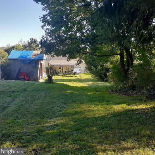 39 High Rd, Glendon, PA 17948-1611
