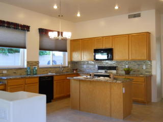 2918 Melody Ln, Gilbert, AZ 85234-1404