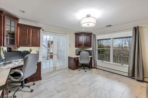 19 Marisa Ct, West Milford NJ  07480-3000 exterior