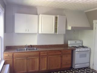 134 Renwick St, Newburgh NY 12550-5932 exterior
