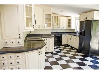 5 Pearl St, Groton CT  06340-5730 exterior