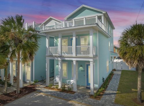 200 Pine Ave, Saint George Island FL  32328-2832 exterior