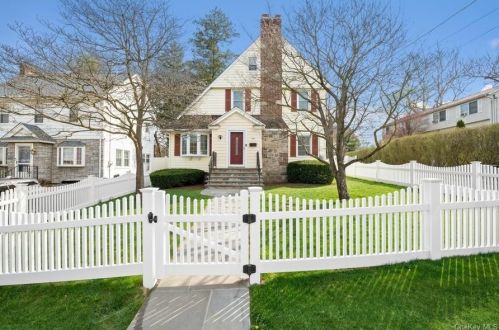 1 Overman Pl, New Rochelle, NY 10801-1413