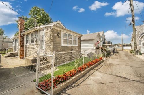 53 Edgewater Park, Bronx, NY 10465-3505