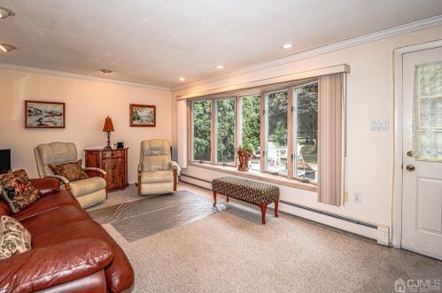 19 Herold Pl, Metuchen NJ  08840-2603 exterior