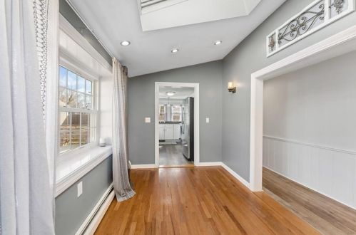 34 Homewood Ave, North Providence RI  02911-2907 exterior