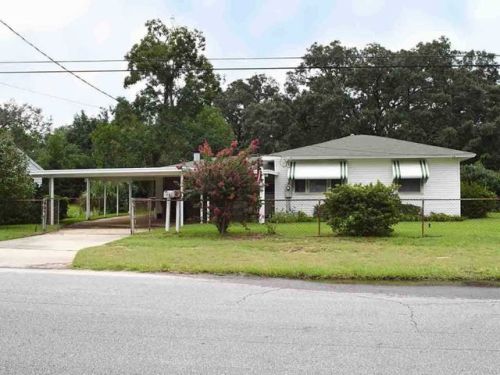 14 Mandalay Dr, Pensacola, FL 32507-2451