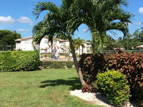 207 Dorchester I, West Palm Beach FL  exterior