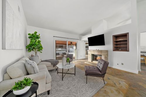 29083 Palm View St, Lake Elsinore CA  92530-7210 exterior