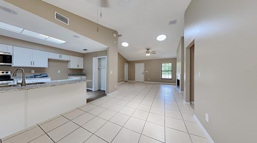 521 Antelope Dr, Deltona, FL 32725-3135