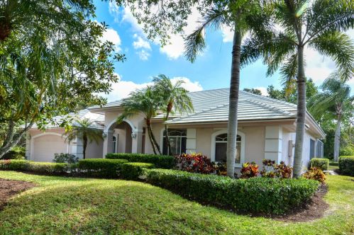 1209 Lighthouse Dr, Palm City, FL 34990-4517