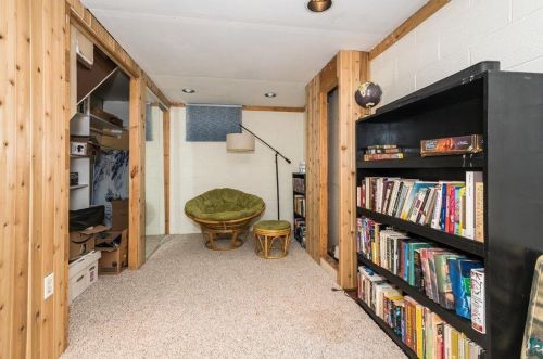 815 Almac Dr, Duluth MN  55810-2744 exterior