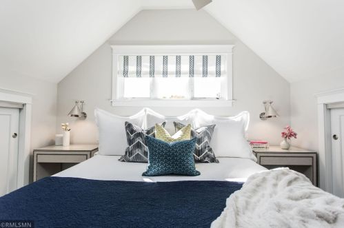 2855 James Ave, Minneapolis MN 55411-1238 exterior