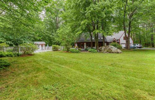 42 Watson Rd, Dover NH  03820-5801 exterior