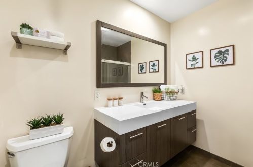 3132 Heather Rd, Long Beach CA  90808-2519 exterior