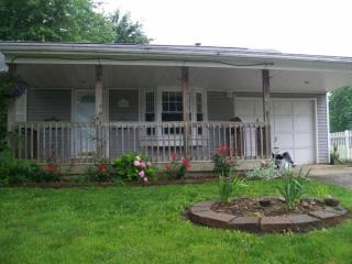 70 Marvin Ln, Delaware, OH 43015-2207