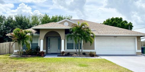 5857 Cullom Cir, Fort Pierce, FL 34986-4131