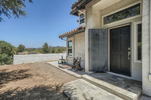 4727 Garfield St, La Mesa CA  91941-5405 exterior