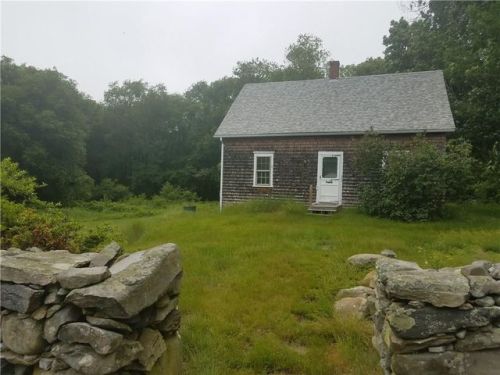 303 Snuff Mill Rd, South Kingstown, RI 02874-2918
