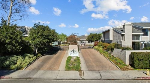 23128 Yvette Ln, Santa Clarita, CA 91355-3090
