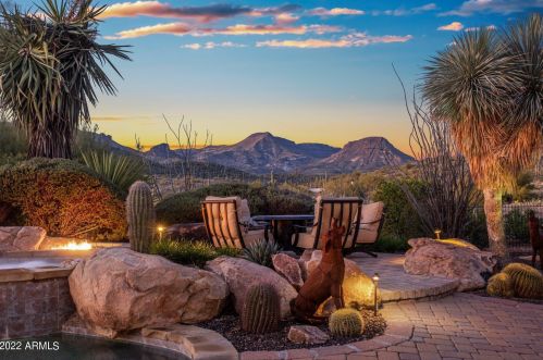 42531 Spur Cross Rd, Cave Creek, AZ 85331-7543