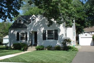 92 Eunice Pkwy, Stratford, CT 06615-6646