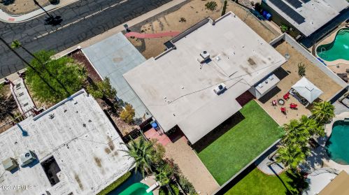 13229 8th Ave, Phoenix AZ  85029-1808 exterior