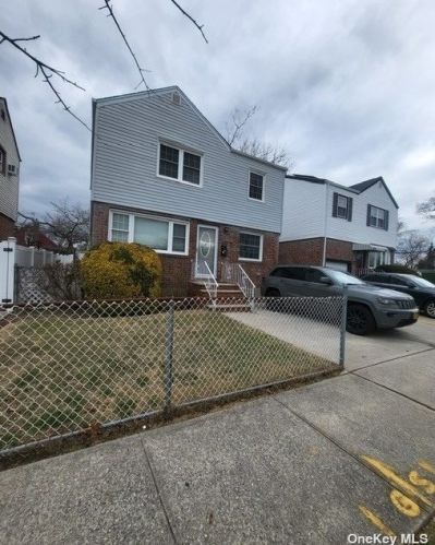242-31 133rd Ave, Jamaica, NY 11422-1227