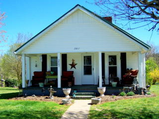 2907 Us 64, Morganton, NC 28655-8826