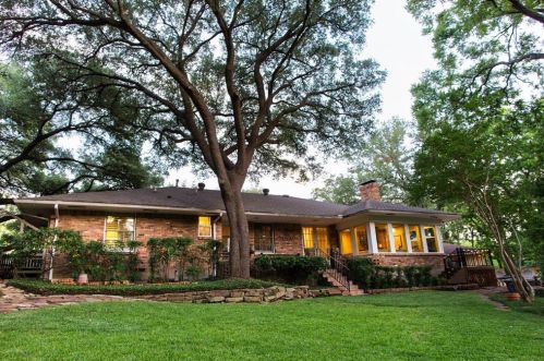 830 Belt Line Plz, Richardson TX 75080-5502 exterior