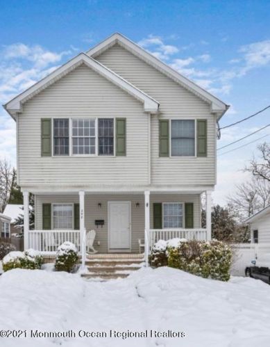298 Spring St, Tinton Falls, NJ 07701-2231
