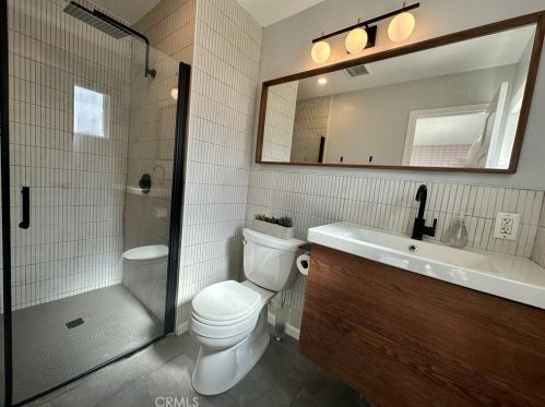 2221 Francis Dr, Palm Springs CA  92262-2553 exterior