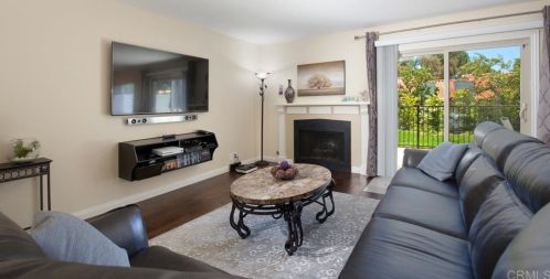 6542 Corte Montecito, Carlsbad, CA 92009-4529
