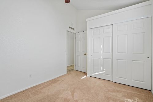 20077 Summit View Ct, Santa Clarita CA  91351-5709 exterior