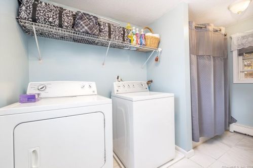 24 Muir Ave, Bristol CT  06010-7214 exterior